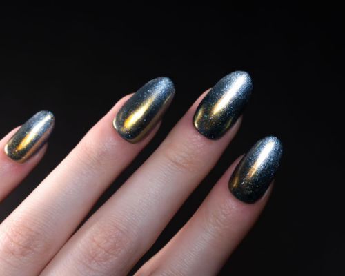 Top Trending Nail Art Designs In Arekere Bangalore For 2026 6 Cat eye magnetic nails