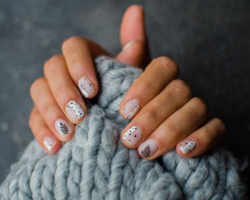 Top Trending Nail Art Designs In Arekere Bangalore For 2026 3 Minimalist micro nail art